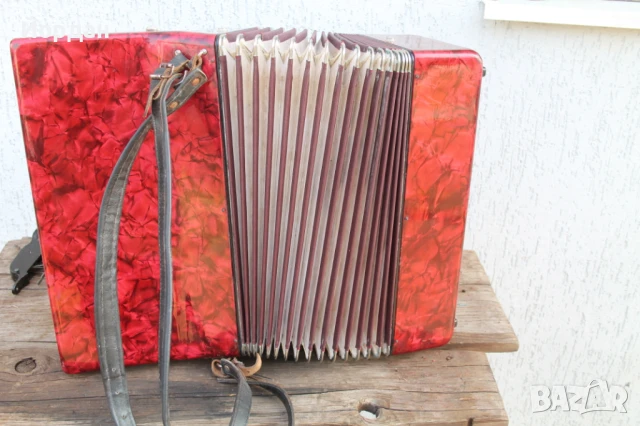 Акордеон ''Weltmaister Stela'', снимка 10 - Акордеони - 51195274