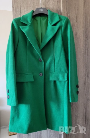Дамско палто 