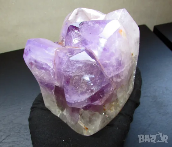 Голям натурален аметист 2.17кг. Размери 13х12х8см. подходящ за подарък минерал кристал, снимка 4 - Подаръци за жени - 48927679
