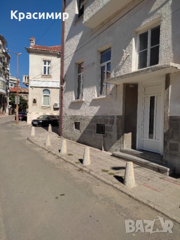 Подходящо за офис, кабинет, жилище