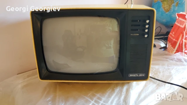 телевизор юност 402В