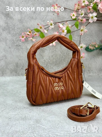 Miu Miu Дамска Чанта С Къса И Дълга Регулируема И Махаща Се Дръжка Миу Миу - 10 Цвята Код E491, снимка 4 - Чанти - 50621106