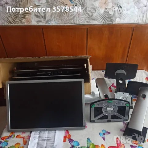 Монитор DELL P2213T-3бр. със стойки