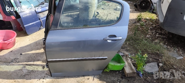 Врата предна лява задна лява Peugeot 407 - 100лв