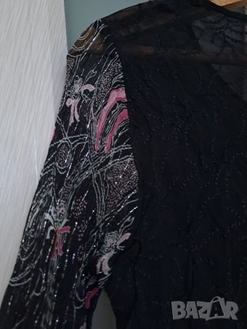 Блуза дълъг ръкав черна полупрозрачна с цветни ръкави S-М, снимка 4 - Блузи с дълъг ръкав и пуловери - 41586868