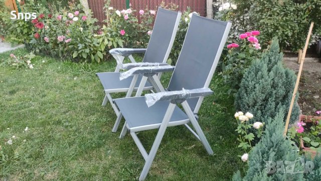 Комплект от 2 регулируеми стола, идеални за балкон, вътрешен двор или градина