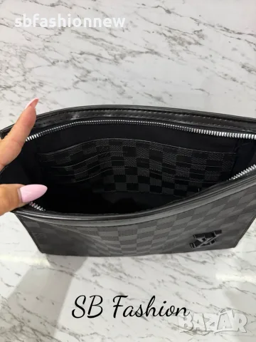 Черен клъч Louis Vuitton, снимка 3 - Портфейли, портмонета - 55945032