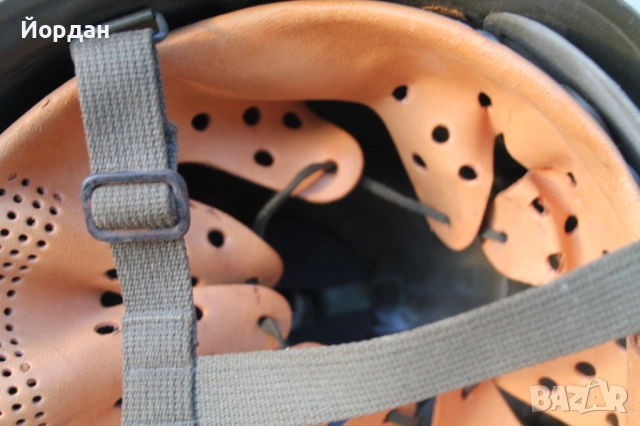 Стара Немска военна каска , снимка 6 - Антикварни и старинни предмети - 53710754