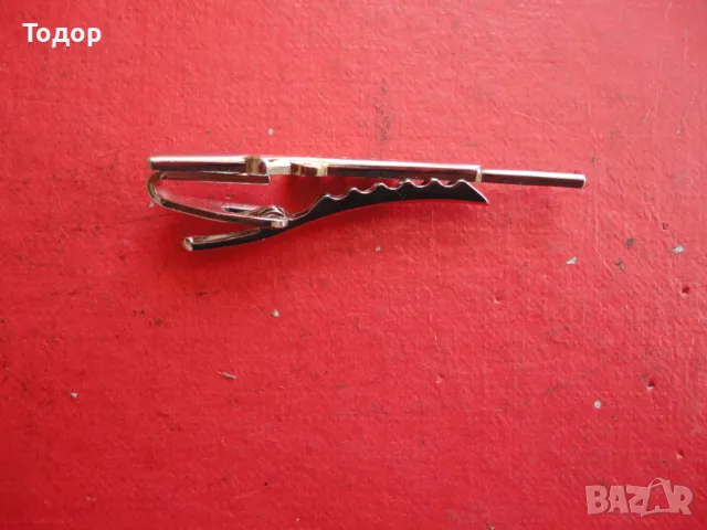 Уникална позлатена щипка за вратовръзка снайпер , снимка 2 - Други - 49606380