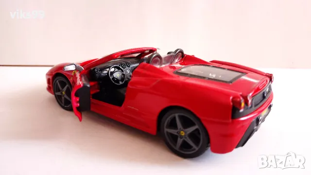 Ferrari Scuderia Spider 16M Bburago - Мащаб 1:32, снимка 3 - Колекции - 48866120