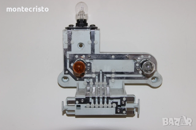 Лява платка стоп Mercedes W221 S-Class (2005-2009г.) A2218200177 / 2218200177 ляв ламподържач