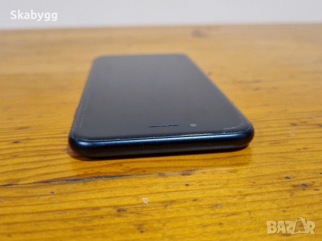 iPhone SE 3rd Gen, снимка 4 - Apple iPhone - 52745811