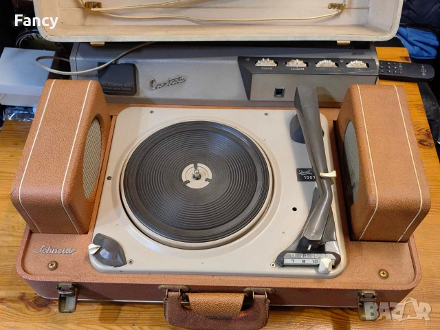 Лампов грамофон Schneider/Dual, снимка 2 - Грамофони - 52740255