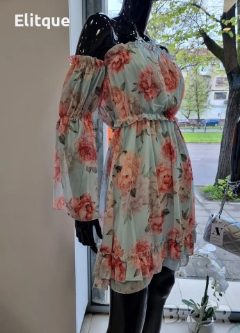 Флорална рокля с паднали ръкави , снимка 2 - Рокли - 53587624