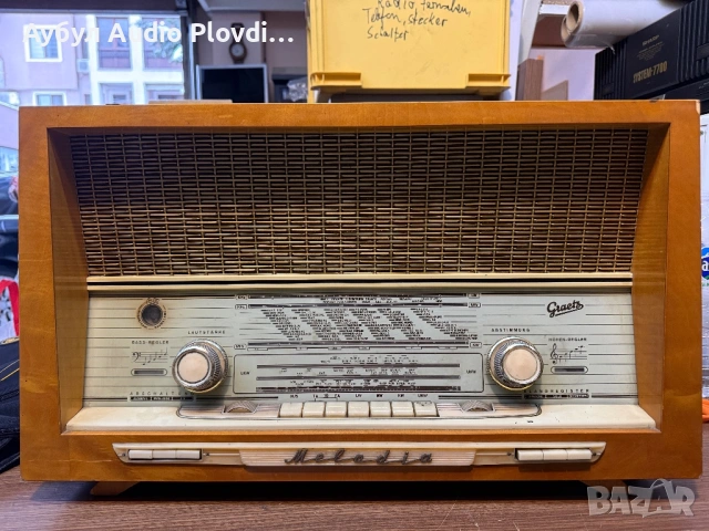 Garetz Melodia M 418 Graetz, Altena (Westfalen) Ретро Лампов Радио  Year 1956/1957=68 Гудишен, снимка 3 - Радиокасетофони, транзистори - 53328278