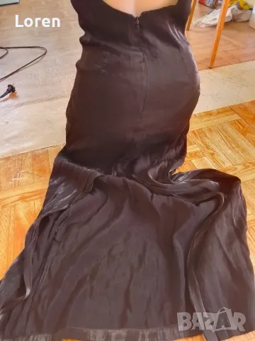 Черна дълга лъскава официална рокля с дълга цепка отзад , снимка 11 - Рокли - 49685876