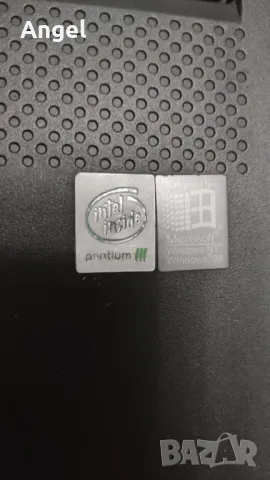 Ретро лаптоп Compaq Armada M700, снимка 3 - Лаптопи за дома - 50296905