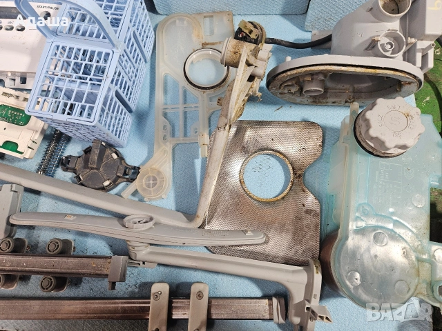 Съдомиялна INDESIT dsg 573 на части, снимка 6 - Съдомиялни - 53015179