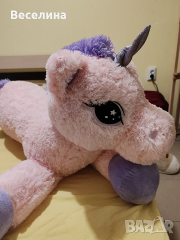 Плюшен еднорог