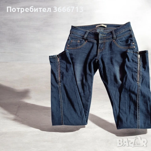 Дамски дънки, снимка 2 - Дънки - 53582799