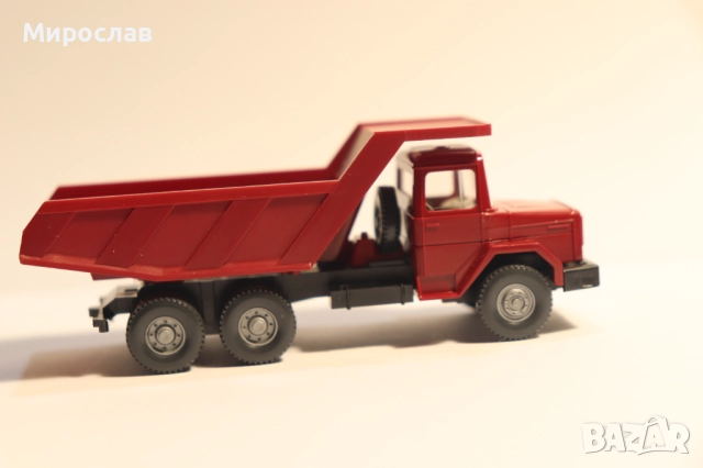 WIKING H0 1/87 IVECO САМОСВАЛ КОЛИЧКА КАМИОН МОДЕЛ, снимка 4 - Колекции - 52039396