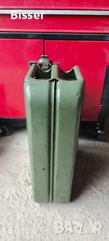 Метална туба за бензин дизел 20л Clarke, снимка 4 - Части - 53594129