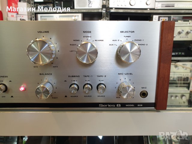 Усилвател Monarch 808 В отлично техническо и визуално състояние., снимка 4 - Ресийвъри, усилватели, смесителни пултове - 41165658