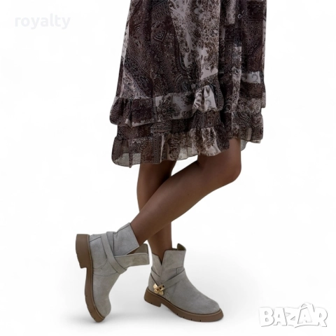 Равни боти - бежов велур, снимка 2 - Дамски боти - 52267435