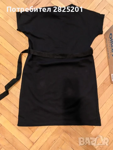 дамска рокля Л размер, снимка 3 - Рокли - 51110659