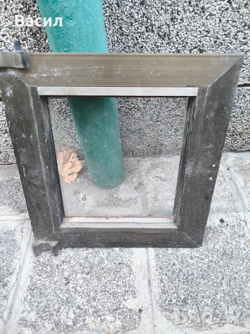 Продавам 2 бр. алуминиеви прозоречни крила
