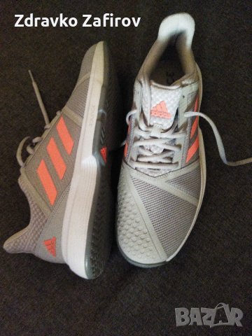 Нови маратонки Адидас 42,5 номер, снимка 4 - Маратонки - 44212381