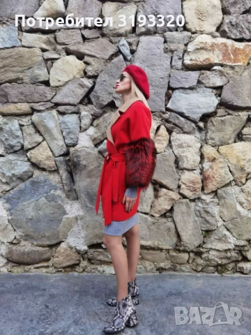 Луксозно палто от Кашмир със богата гарнитура от лисица , снимка 1 - Палта, манта - 51775523