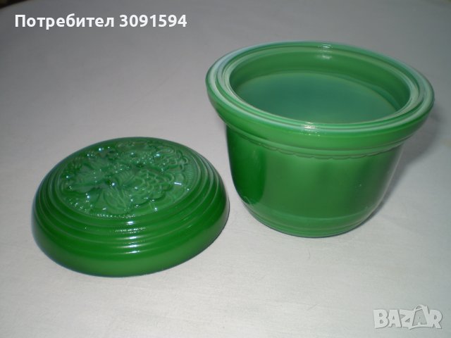 КУТИЯ зА БИЖУТА СТЪКЛО МАЛАХИТ произведено в Чихословакия, снимка 5 - Други ценни предмети - 41356014