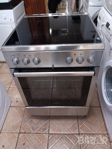 Иноксова свободно стояща печка с керамичен плот Gorenje с 2 години Гаранция!