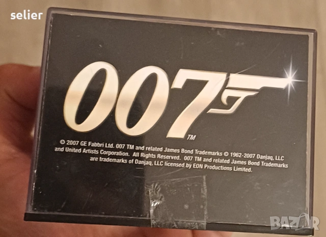 Това е колекционерски модел на автомобил MGB в мащаб 1:43, който е част от официалната серия „The Ja, снимка 8 - Колекции - 53447279