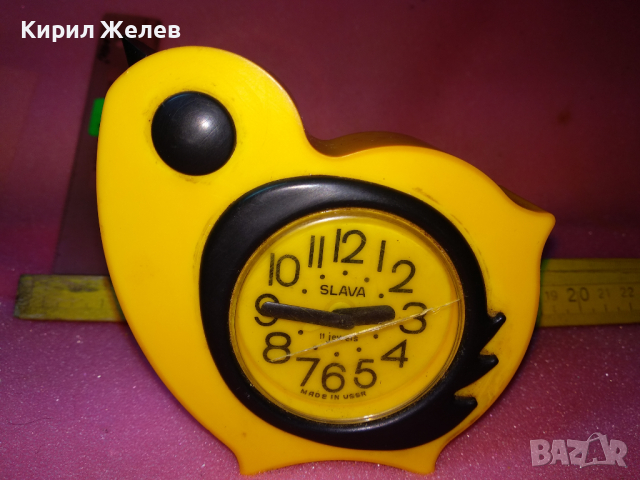 SLAVA MADE in USSR Стар КОЛЕКЦИОНЕРСКИ РУСКИ БУДИЛНИК МЕХАНИЧЕН НАСТОЛЕН ЧАСОВНИК СЛАВА СССР 42810, снимка 2 - Антикварни и старинни предмети - 44536176