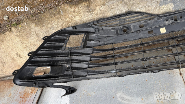 Решетка в бронята за Тойота Камри xv70, снимка 7 - Части - 53196805