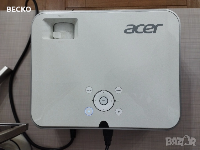 Проектор Acer H7532BD Full HD, снимка 5 - Плейъри, домашно кино, прожектори - 52915601