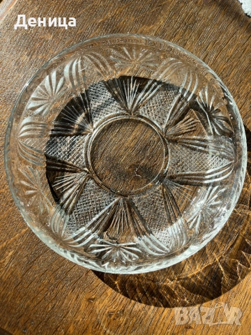Кристална купа/ чинийка за ядки, бисквитки… Размери-16.5/3 см Цена-8€, снимка 7 - Чинии - 53613427