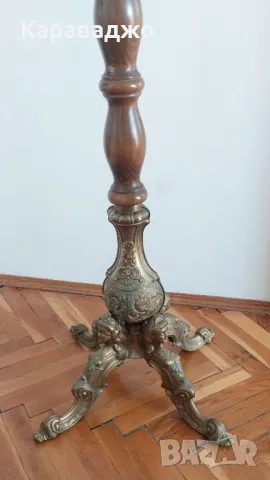 Салонна закачалка, снимка 2 - Закачалки - 47501213