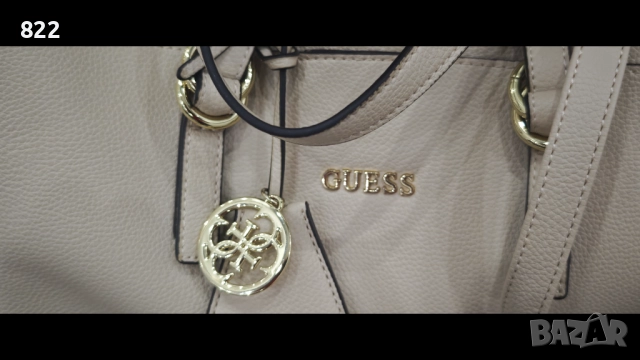 Оригинална чанта "GUESS", снимка 2 - Чанти - 52915286