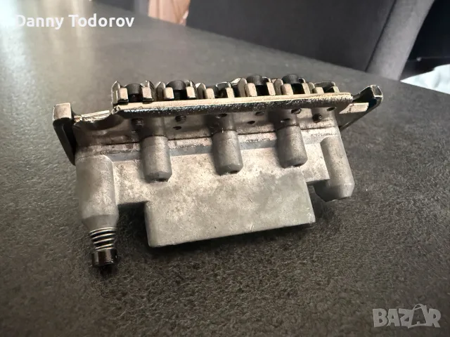 Ibanez Original Edge Tremolo Bridge (Made in Japan / Gotoh) – Cosmo Black + Ръчка, снимка 5 - Китари - 55874291