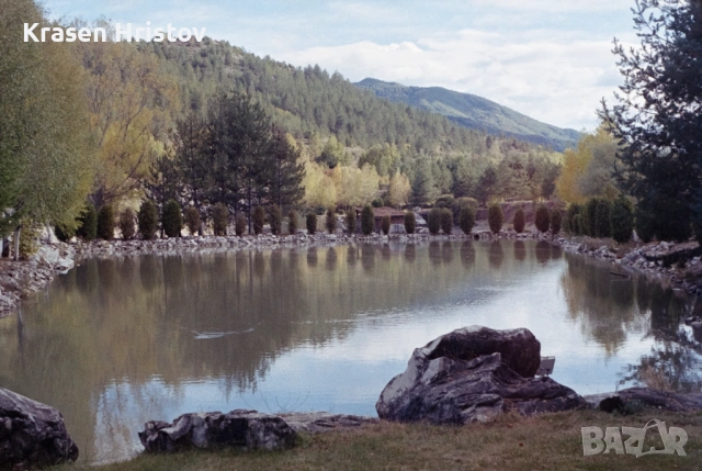 Nikon EM + Nikon Series E 50mm f/1.8, снимка 9 - Фотоапарати - 53815025