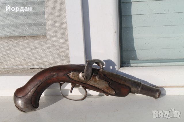 Оригинален армейски капсулен пистолет , снимка 1 - Антикварни и старинни предмети - 35862225
