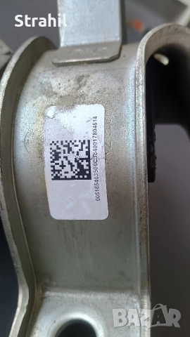 Оригинален тампон за двигател от Fiat 500C Right 0051885403500, снимка 6 - Части - 52879562