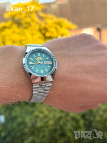 Часовник Orient Crystal Automatic, Rare Day-Date بالعربية – края на 1970-те Нов!, снимка 3 - Антикварни и старинни предмети - 51897328