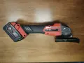 Акумулаторният ъглошлайф MILWAUKEE M18 с една батерия, снимка 3