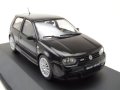 VW Golf 4 R32 2003 - мащаб 1:43 на Solido моделът е нов в PVC дисплей-кейс, снимка 7