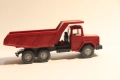 WIKING H0 1/87 IVECO САМОСВАЛ КОЛИЧКА КАМИОН МОДЕЛ, снимка 4