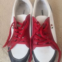 Спортни обувки Tommy Hifliger 37н, снимка 1 - Дамски ежедневни обувки - 40808693
